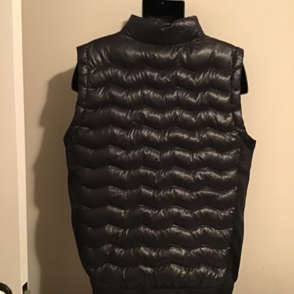 šJORDAN, new condition, menās size large, see photos, lightweight - Picture 3 of 5